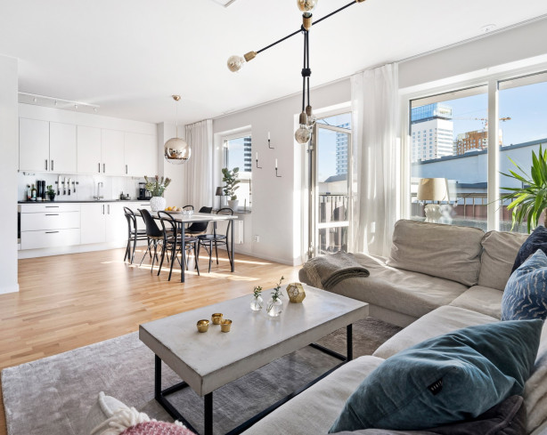 Oskarslundsbacken 1, 8/8tr.